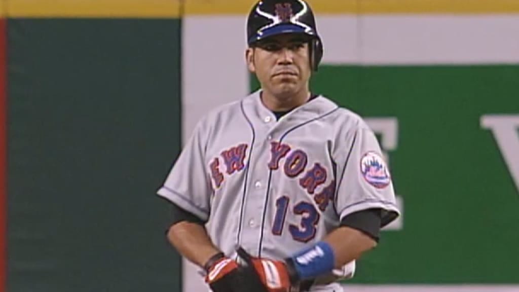 Edgardo Alfonzo goes 6-for-6