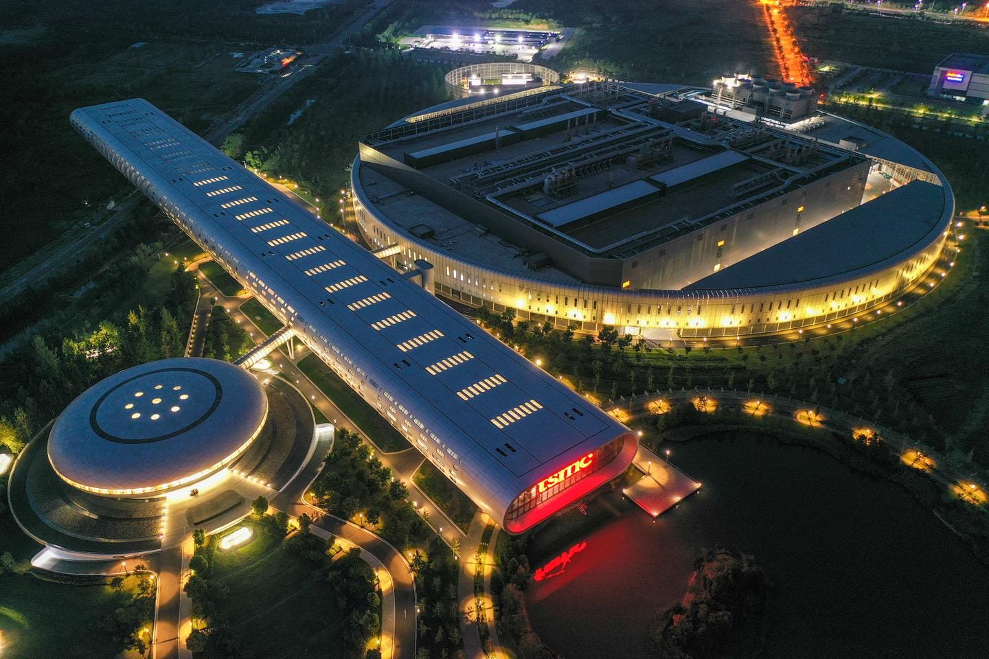 Why Taiwan's electronic chip industry is caught up in US-China tensions Why Taiwan's electronic chip industry is caught up in US-China tensions