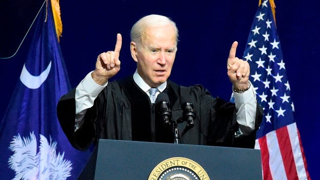 Biden speaks at SC State University commencement, Clyburn honored | WCIV