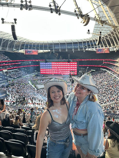 Sydney and Marley at Cowboy Carter