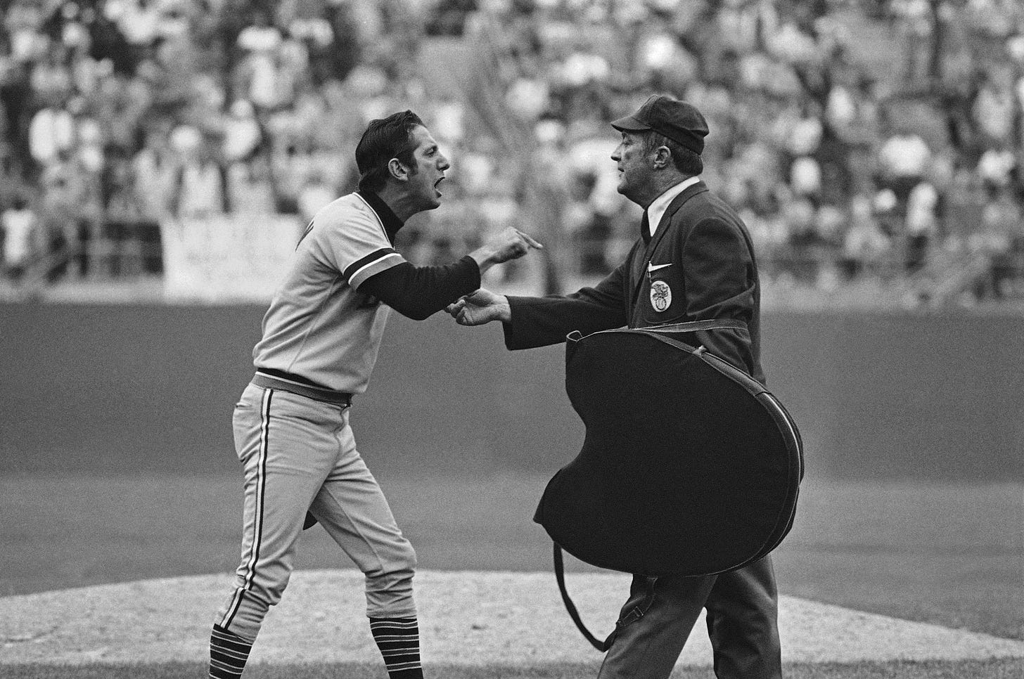 Remembering 10 Cent Beer Night: 'Oh, it's going to be a wild night in  Cleveland' - cleveland.com
