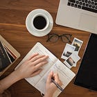 100 Câu Hỏi Giúp Bạn Khởi Động Thói Quen Viết Nhật Ký Mỗi Ngày