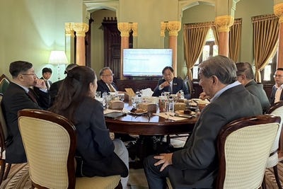 taxmeeting.jpg