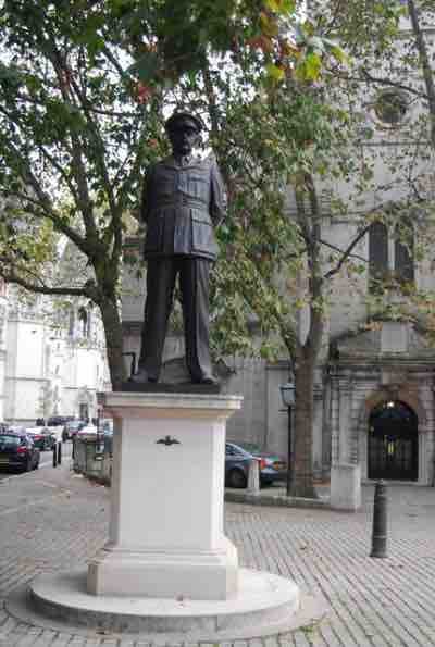 Sir Arthur ‘Bomber’ Harris outside St Clement Danes Church, The Strand, London.