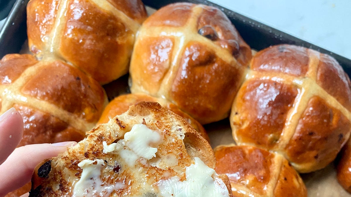 Hot Cross Buns - by Sophie Bamford - All Day Cake