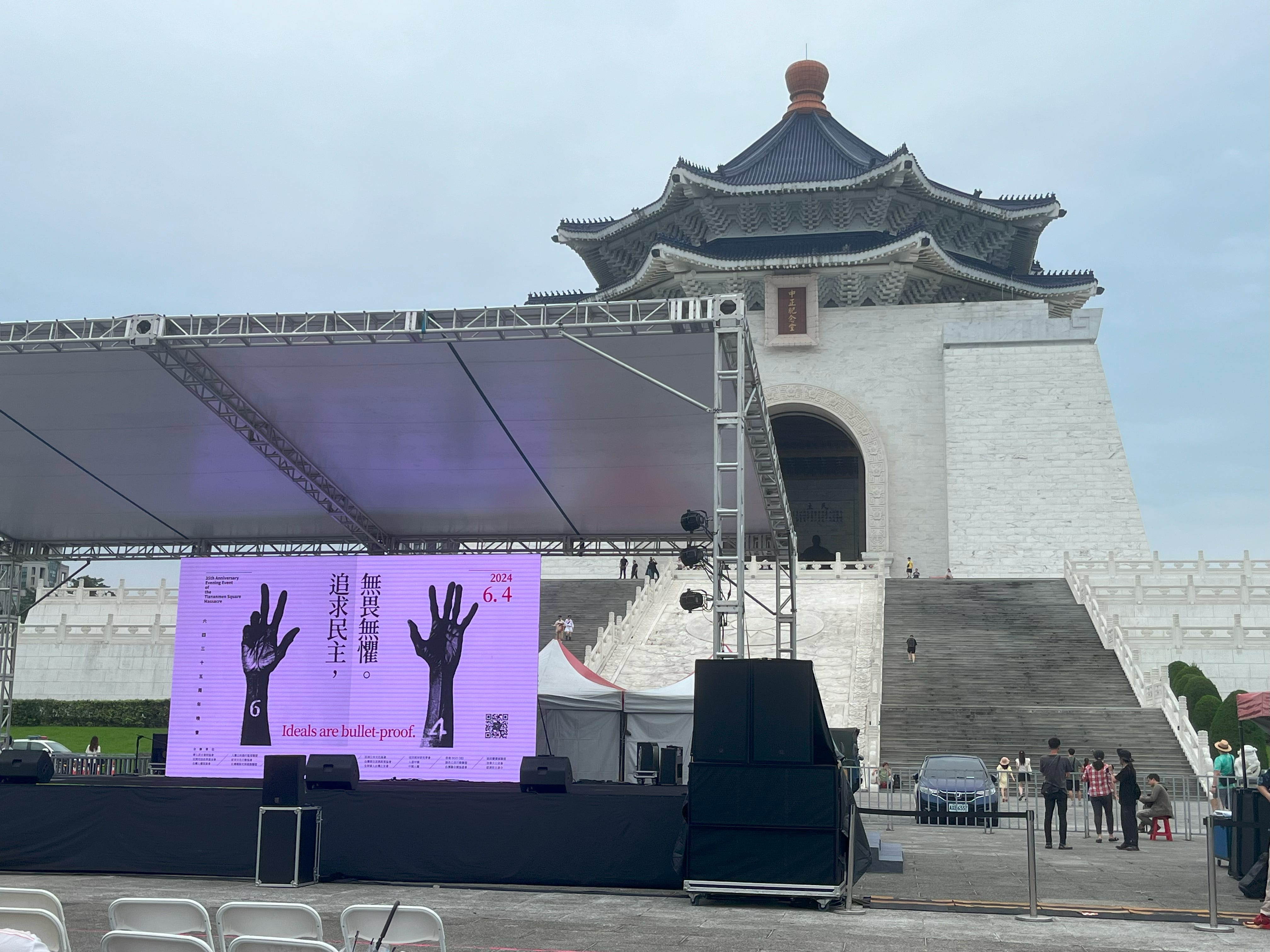 马秋菊”为AI打官司：先告微软，再瞅OpenAI_凤凰网, image size:4032x3024