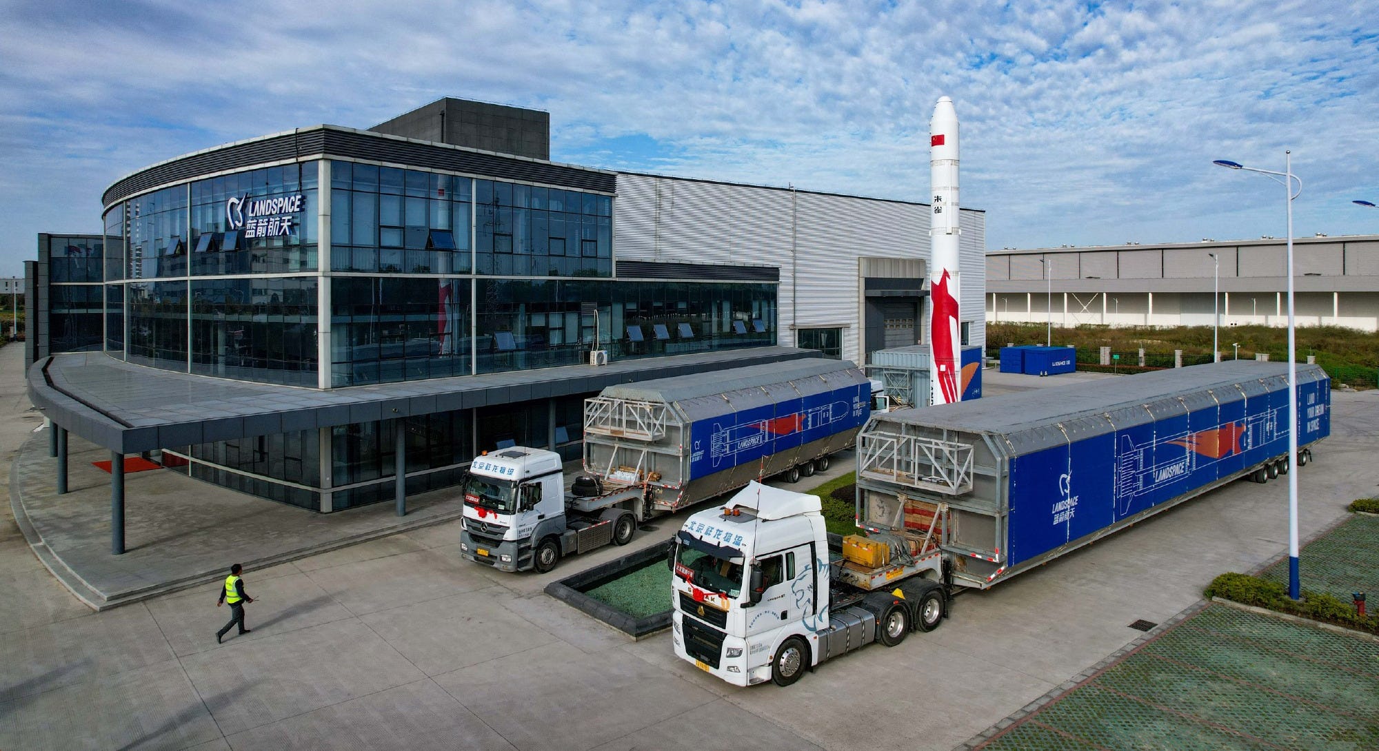 Hardware for Zhuque-2 departing from LandSpace’s manufacturing base in Jiaxing, Zhejiang Province.