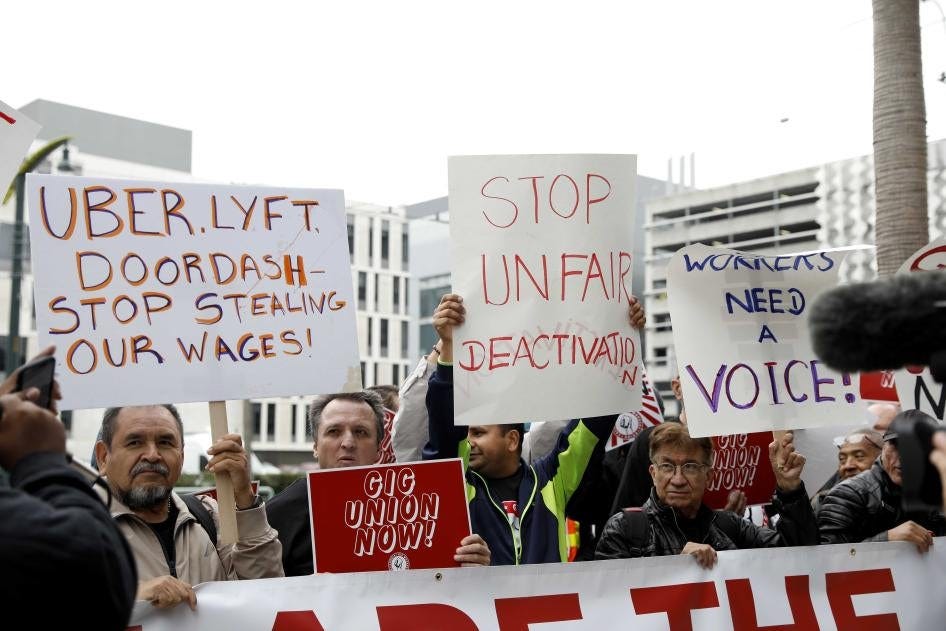 Gig Workers Think They Work For Themselves. They Don't | Human Rights Watch