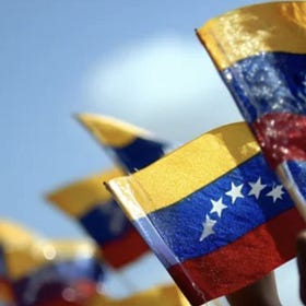 Anti-communist Venezuelans scold pro-Maduro protesters