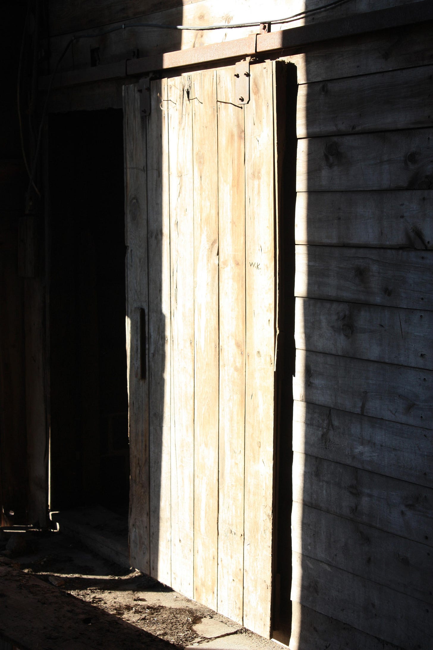 sliding barn door