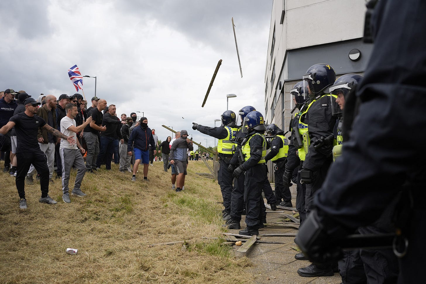 UK Riots: Suspected Foreign Groups Using TikTok, Telegram to Incite Violence  - Bloomberg