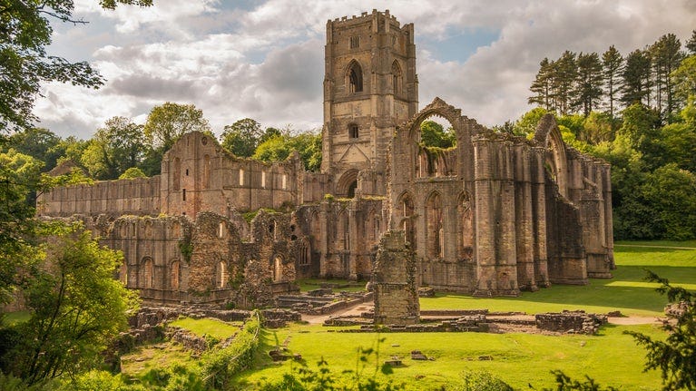 The ruins of Fountains Abbey from De Grey's walk viewing deck