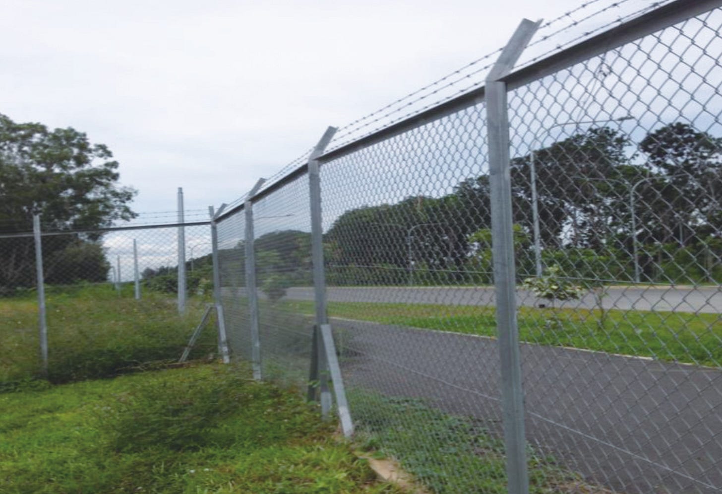 Chain Link Fence - Hongtong Mechanics