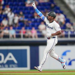 Jesús Sánchez pega HR solitario en la 7ma Jesús Sánchez pega HR solitario en la 7ma