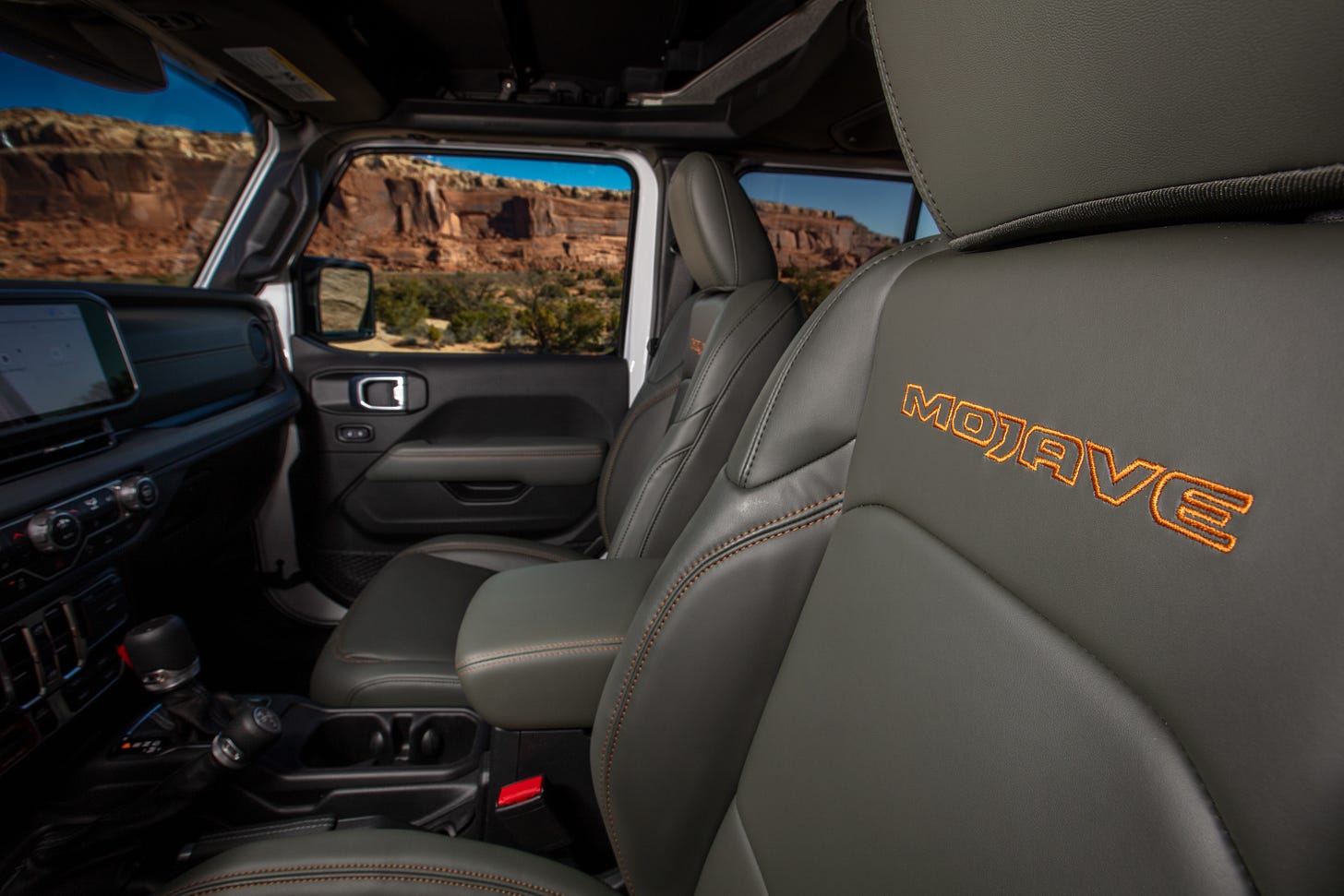 2024 Jeep Gladiator Mojave Interior