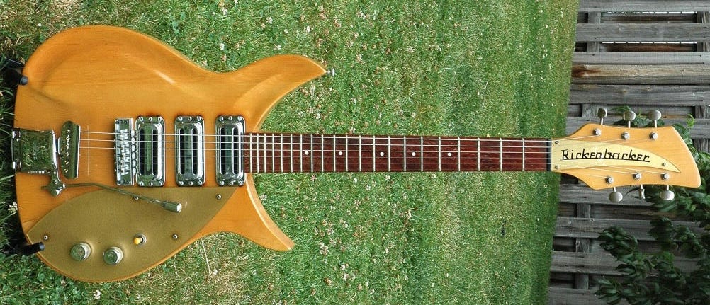 Rickenbacker 325タイプ Short Takes: The 1957 Rickenbacker Polynesian