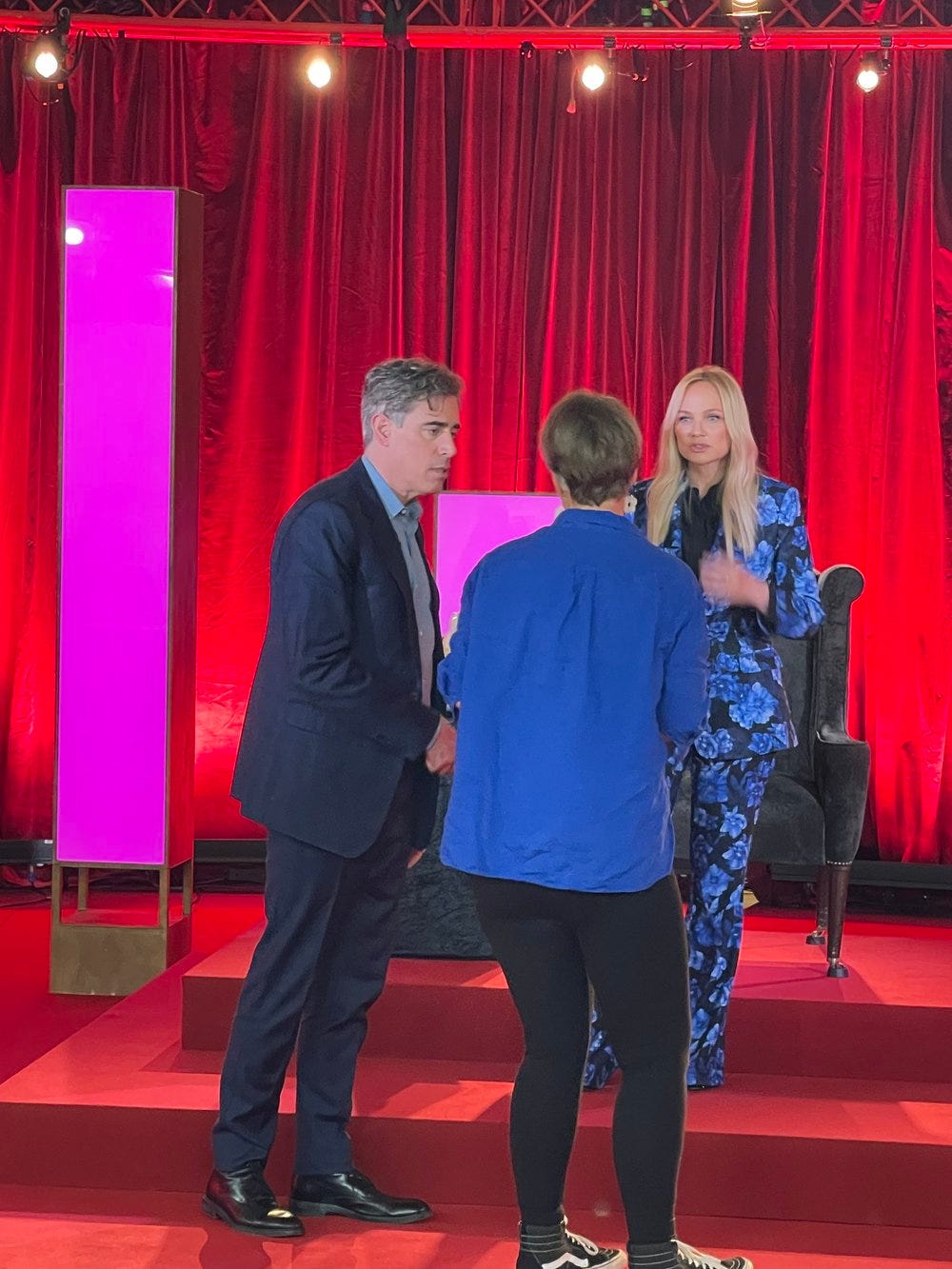 Please could you sit?!