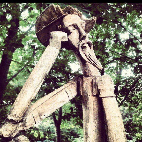 No photo description available.