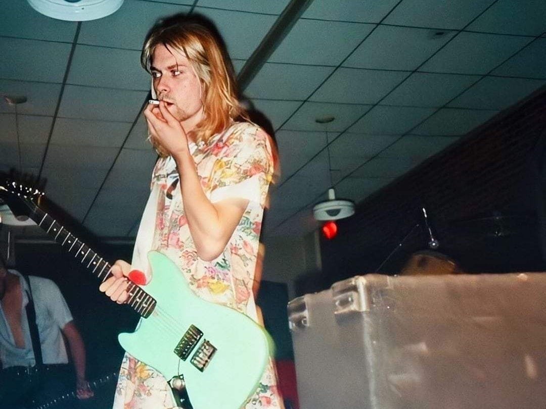 Kurt Cobain's floral dress : r/whatthefrockk Kurt Cobain's floral dress : r/whatthefrockk