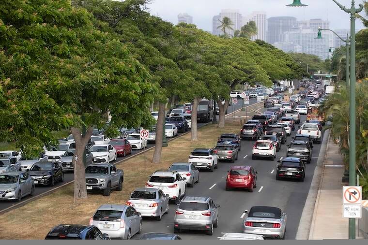 GEORGE F. LEE / GLEE@STARADVERTISER.COM
Heavier the usual traffic is seen along Ala Moana Boulevard during the tsunami warning this afternoon. GEORGE F. LEE / GLEE@STARADVERTISER.COM
Heavier the usual traffic is seen along Ala Moana Boulevard during the tsunami warning this afternoon.
