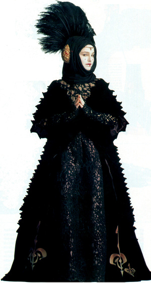 Queen Amidala elaborate outfits