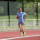 Faut-il vraiment courir lentement pour progresser ? La science nuance