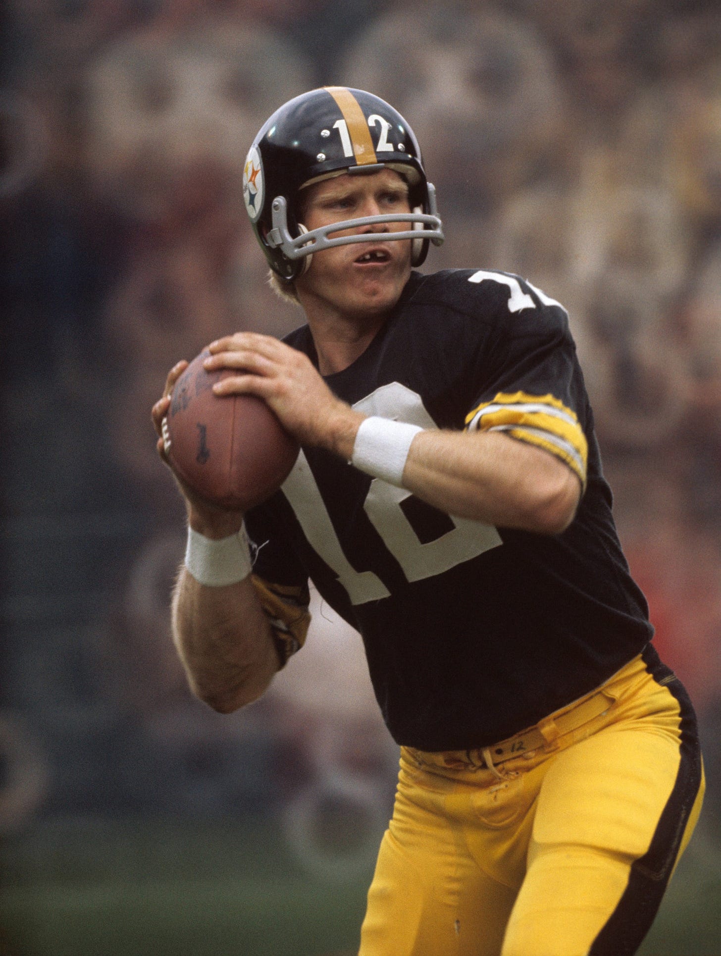 Terry Bradshaw About to Pass Terry Bradshaw About to Pass