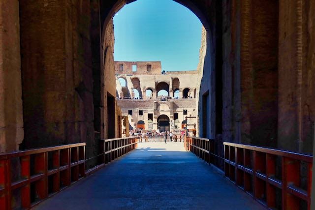 Colosseum Arena - See the gladiator's point of view! | romewise