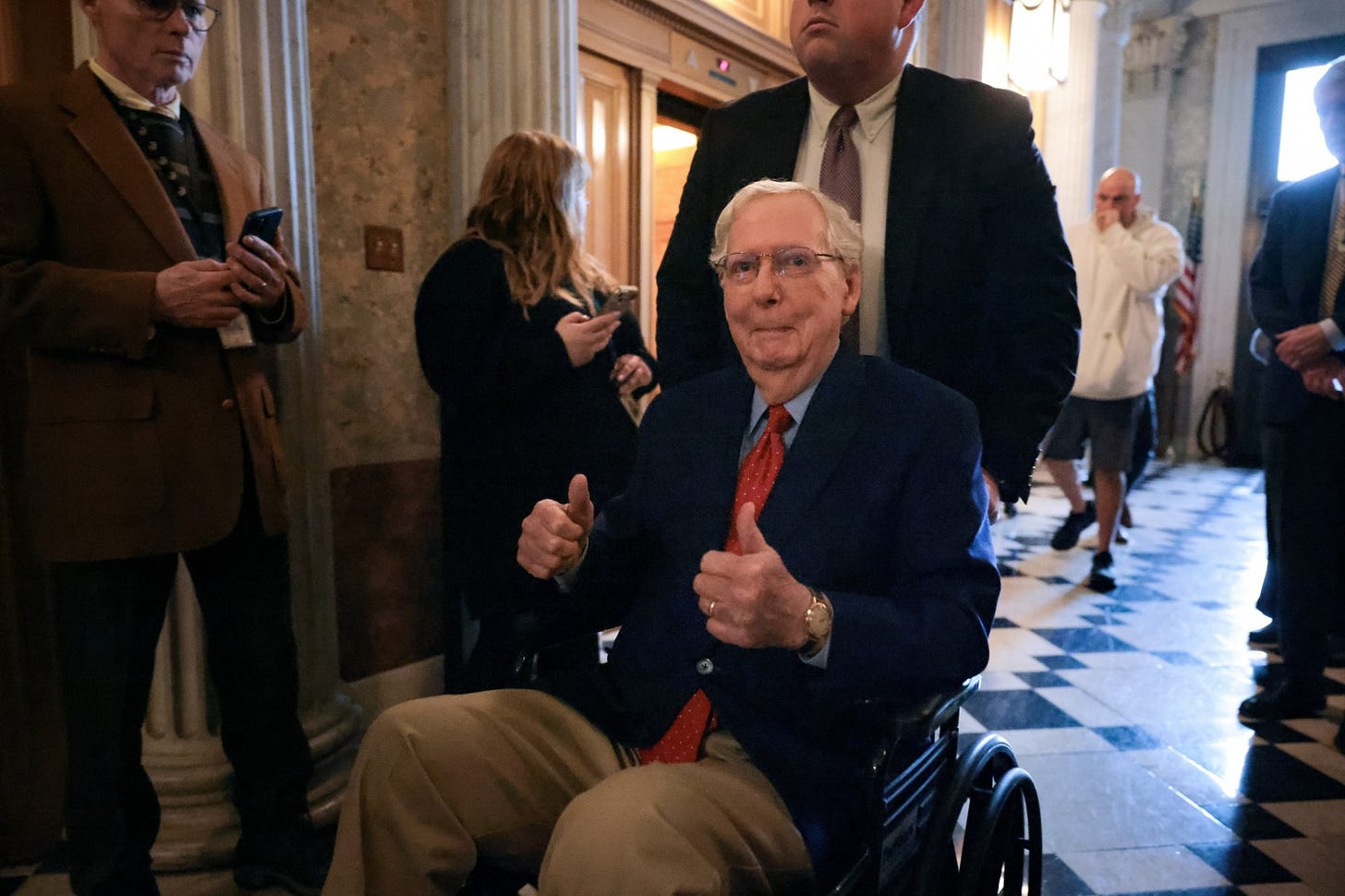 Mitch McConnell Lands Rare Praise From Democrat Over Tulsi Gabbard -  Newsweek