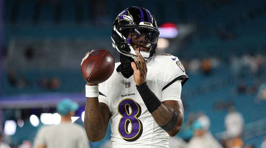 Lamar Jackson throws 4 touchdowns in thrilling Ravens return vs Dolphins |  Fox News