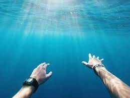 Wallpaper ID: 232604 / a person wearing a smartwatch reaching out underwater,  _underwater 2 4k wallpaper