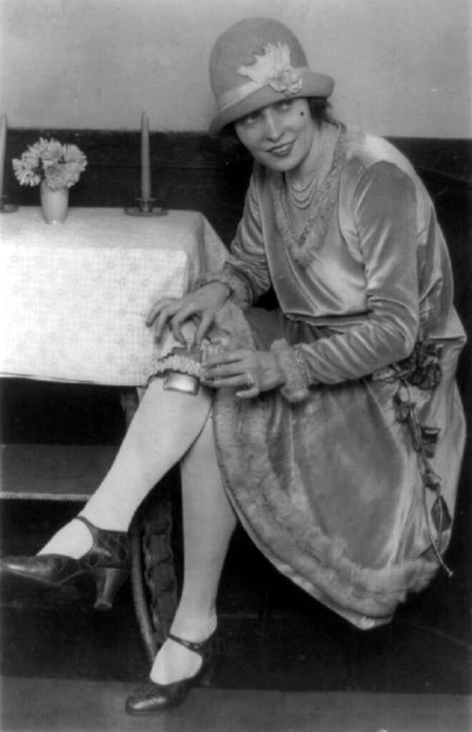 The steep price of rebellion: Possession of alcohol during Prohibition carried a swift penalty of a $1000 fine or up to six months in jail for a first offense. The steep price of rebellion: Possession of alcohol during Prohibition carried a swift penalty of a $1000 fine or up to six months in jail for a first offense.