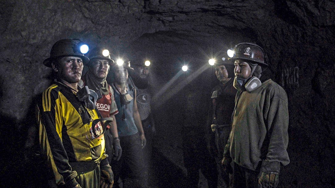 Viejo Calavera» (Dark Skull) por Roni Nunes - C7nema.net Viejo Calavera» (Dark Skull) por Roni Nunes - C7nema.net