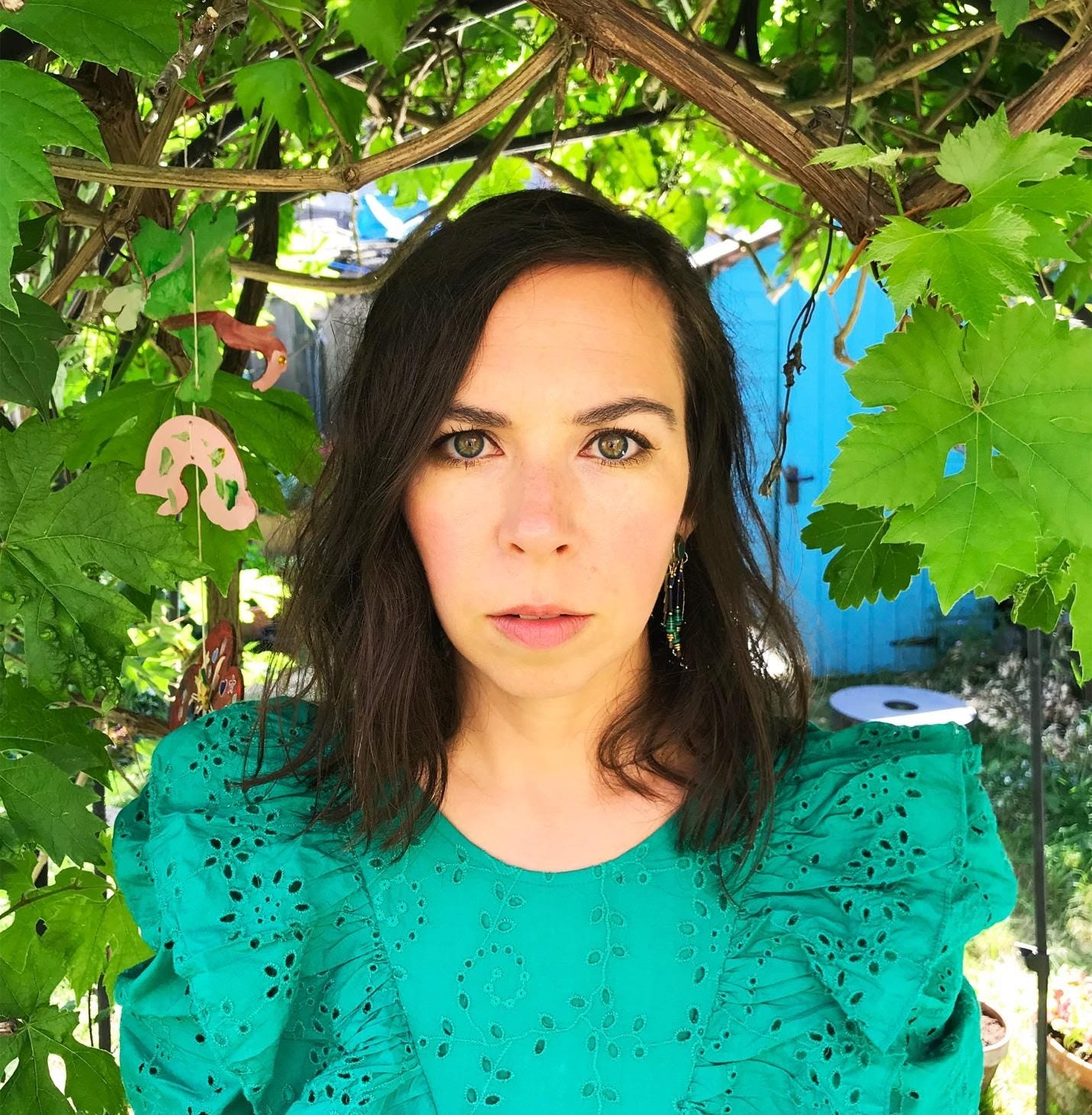 A picture containing tree, person, outdoor, shirt

Description automatically generated
