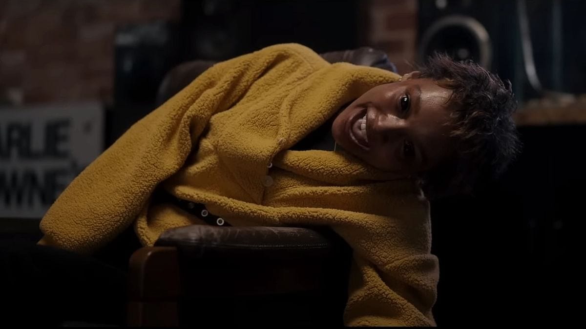 Talk to Me' Review: Demonic Apparitions Meet Teenage Angst & It's Unsettling