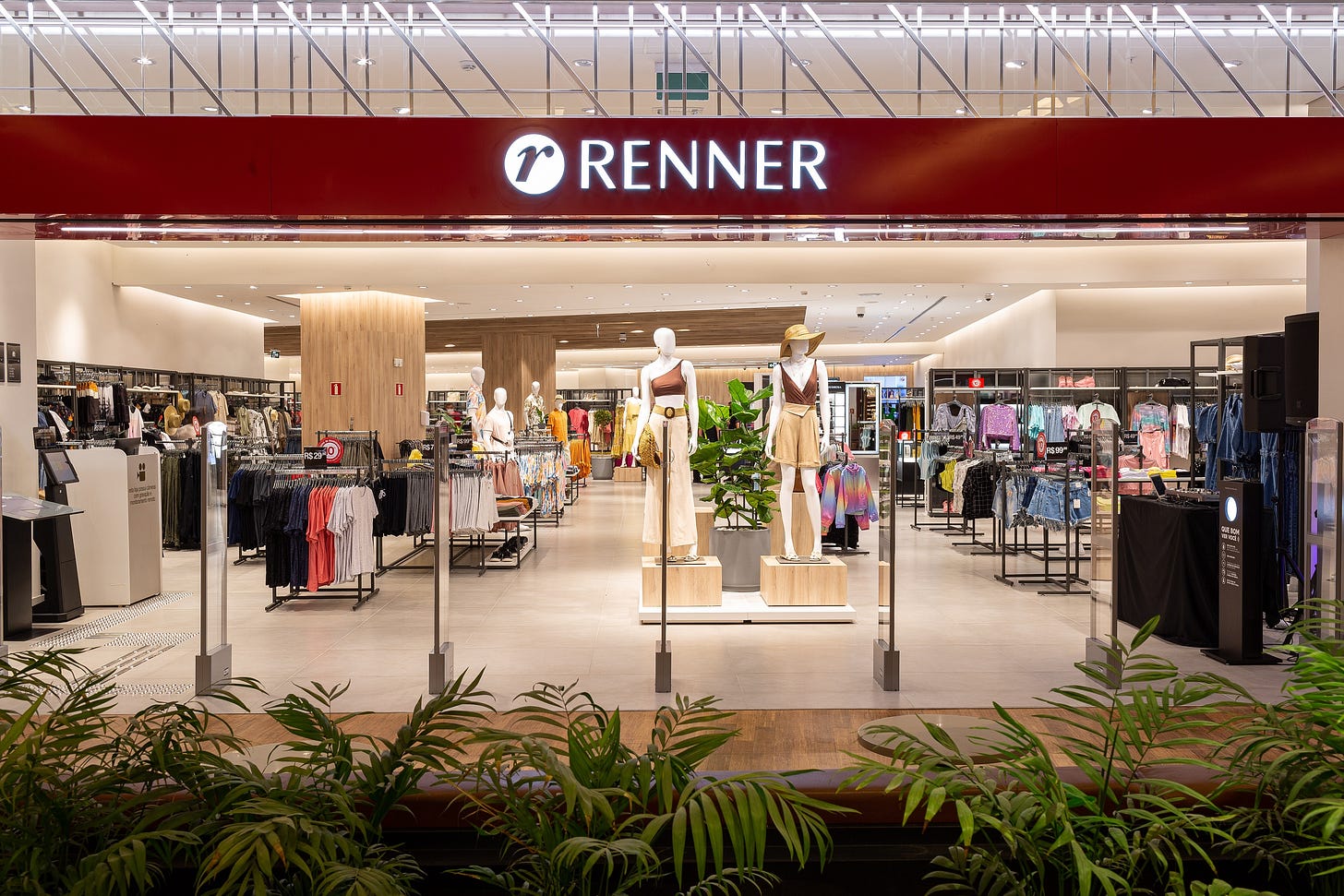 Renner fecha loja em ponto histórico de Porto Alegre e cita fluxo de  clientes