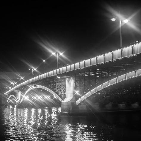 Most na rzece Sumida, X-M1, ISO 6400