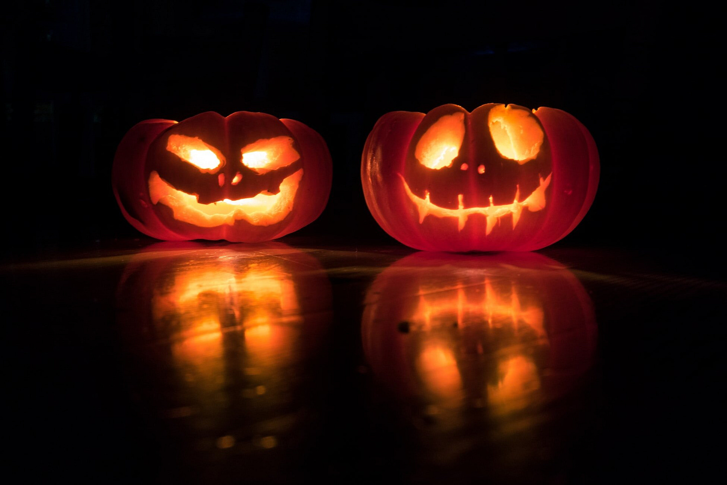 Two scary jack-o-lanterns 