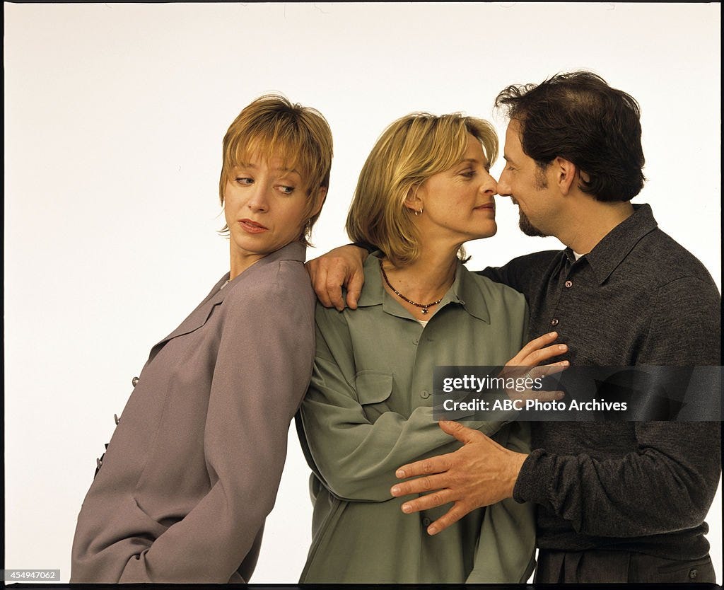 HOLLY FULGER;ELLEN DEGENERES;ARYE GROSS