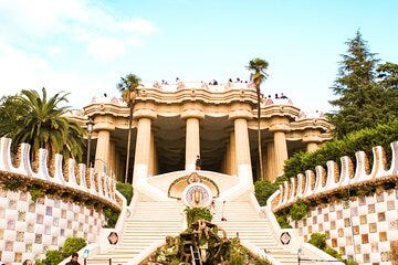 Skip the Line: Park Guell and La Sagrada Familia Guided Tour