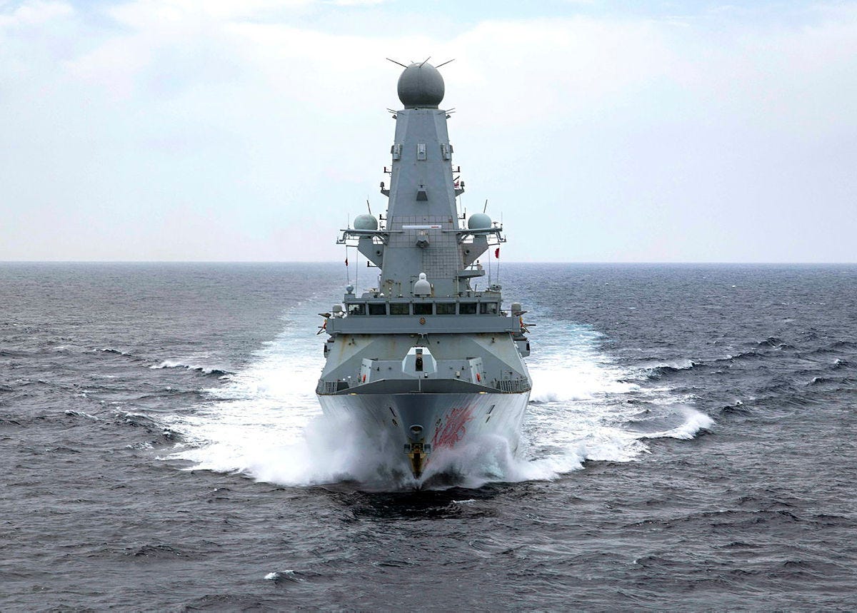 Type 45 warship HMS Dragon heading to the Gulf