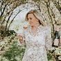 Mandi Robertson DipWSET's avatar