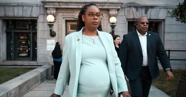 Pregnant and Running for Re-election, a Democrat Faces U.S. Prosecution -  The New York Times