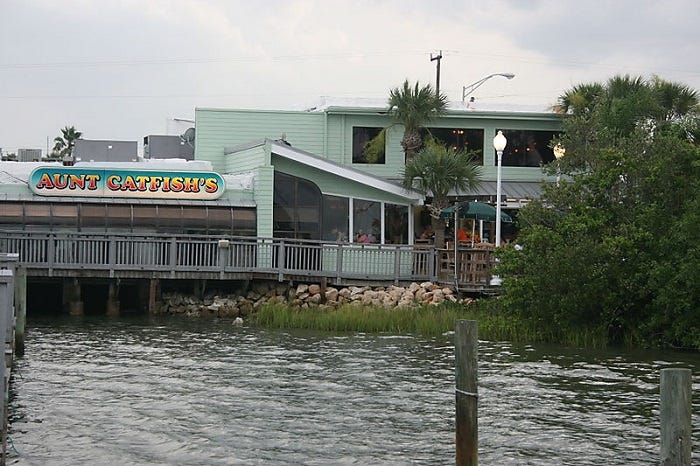 Aunt Catfish's on the River