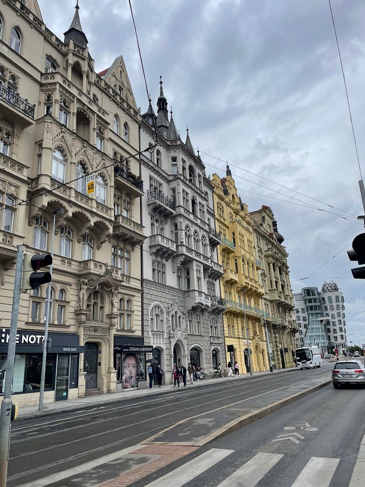 pictures of buildings in Prague