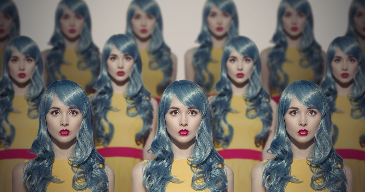 Instagram Influencers Are All Starting To Look The Same. Here's Why. |  HuffPost Life