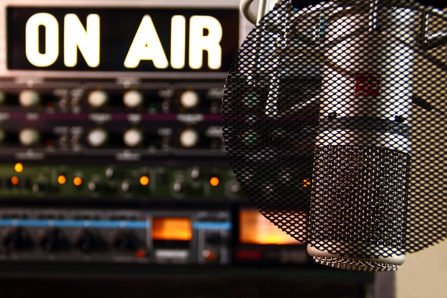 ...I've reached my final destination, bought a radio station and she's fifty thousand watts pure and clear...
(From the song K S O S by Emmylou Harris)
/ Home radio studio of Nitty-Gritty Music Radio, you can listen at http://nittygritty.me ...I've reached my final destination, bought a radio station and she's fifty thousand watts pure and clear...
(From the song K S O S by Emmylou Harris)
/ Home radio studio of Nitty-Gritty Music Radio, you can listen at http://nittygritty.me