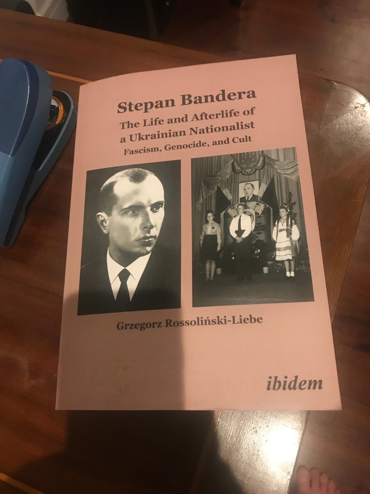 Stepan Bandera Book Cover Stepan Bandera Book Cover