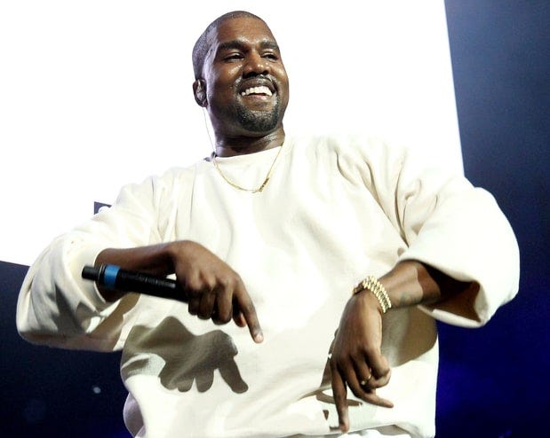 kanye west featured at mtv vmas 2016 kanye west featured at mtv vmas 2016