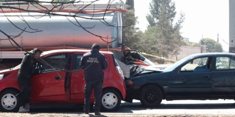 Hombre muere de infarto en carretera Texcoco – Lechería